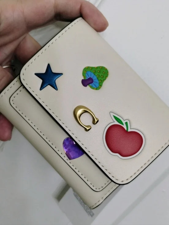 Coach Wallet Star Print NWT - Picture 5 of 10